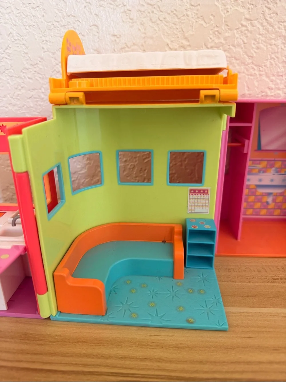 Vintage Polly Pocket Doll Play House Playset 2002 Excellent Condition